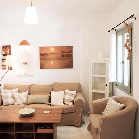 Holiday home Drios Holiday Casa Romylia